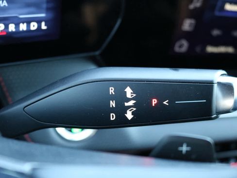 Used 2025 Chevrolet Equinox RS image 18