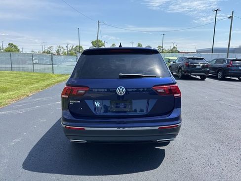 Used 2021 Volkswagen Tiguan SE FWD image 6