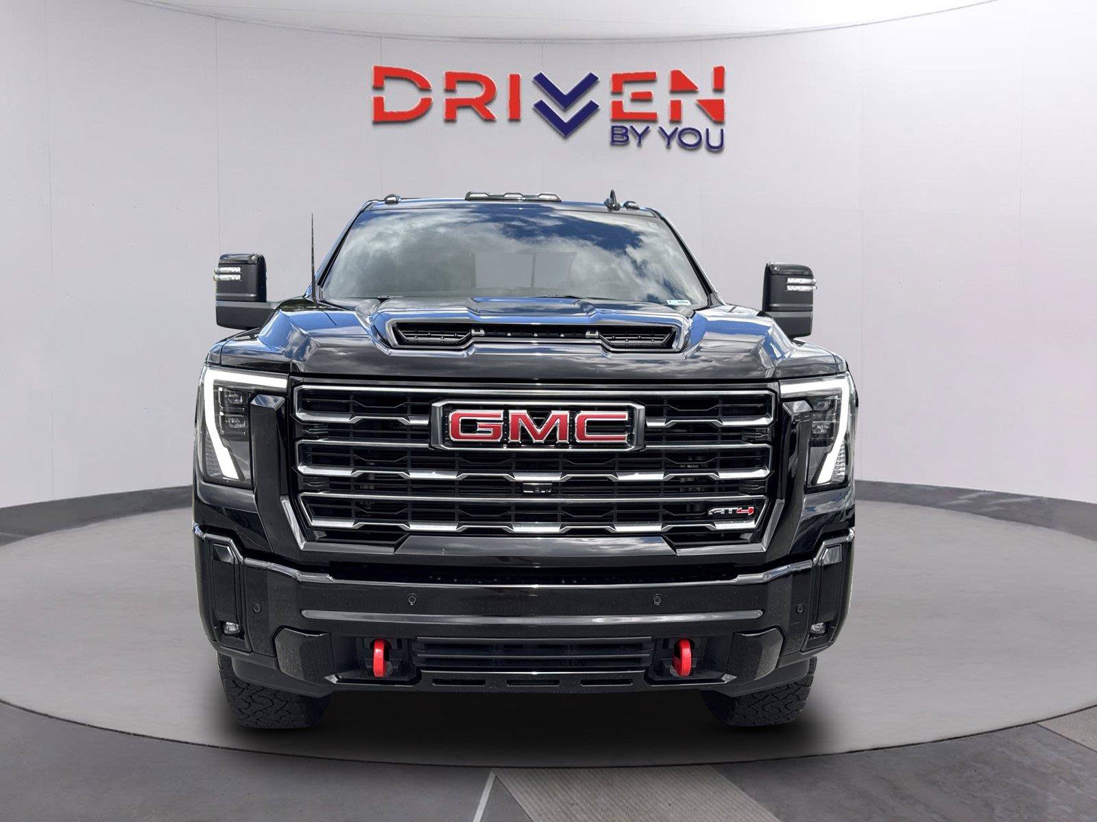 Used 2025 GMC Sierra 3500 AT4 AWD/4WD image 9