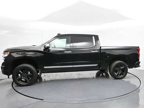 Used 2023 Chevrolet Silverado 1500 High Country w/ High Country Premium Package image 4