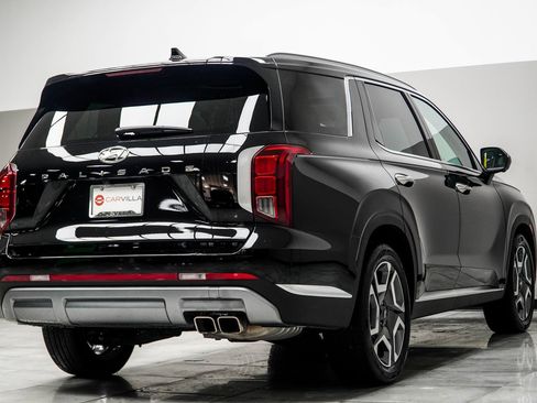 Used 2024 Hyundai Palisade Limited image 13
