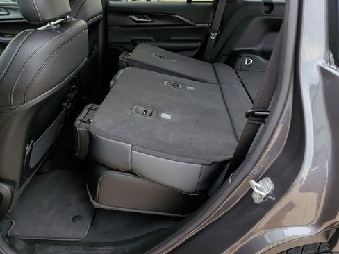 New 2025 Jeep Grand Cherokee Altitude image 42