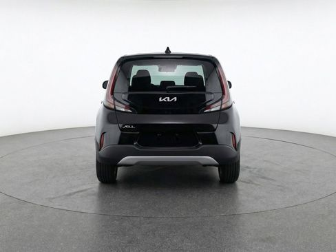 Used 2025 Kia Soul LX w/ LX Technology Package image 7