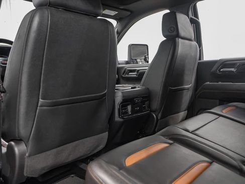 Used 2024 GMC Sierra 2500 AT4 w/ AT4 Premium Plus Package AWD/4WD image 36