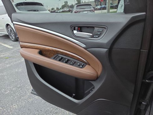 Used 2019 Acura MDX w/ Technology Package AWD/4WD image 18