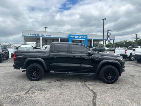 Used 2024 Chevrolet Colorado Trail Boss w/ Advanced Trailering Package AWD/4WD image 2