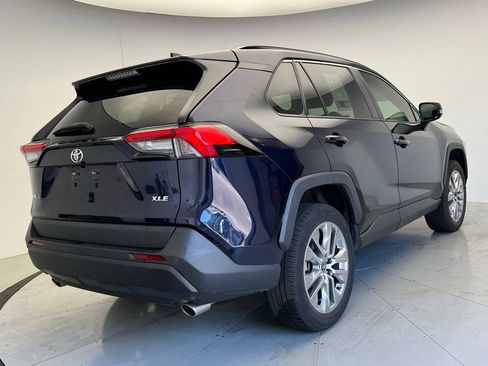 Used 2023 Toyota RAV4 XLE Premium FWD image 3