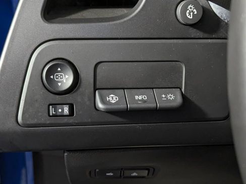 Used 2015 Chevrolet Corvette Stingray Coupe w/ 2LT Preferred Equipment Group image 35