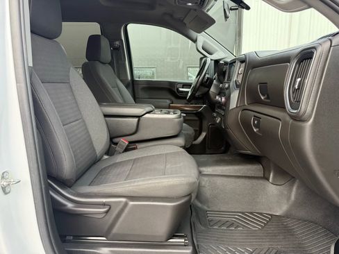 Used 2023 Chevrolet Silverado 2500 LT w/ Convenience Package image 10