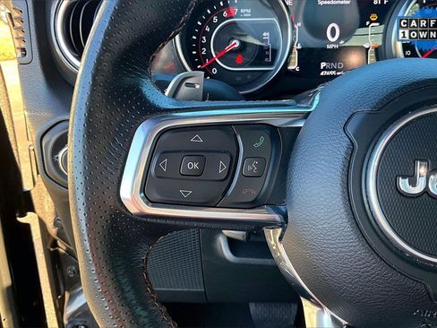 Used 2022 Jeep Wrangler Unlimited Rubicon w/ Xtreme Recon 35" Tire Package image 17