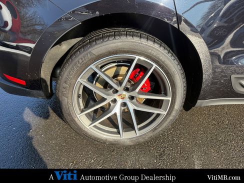Used 2024 Porsche Macan S image 14