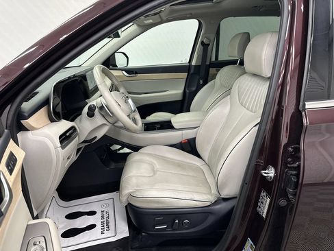Used 2024 Hyundai Palisade Limited AWD/4WD image 9