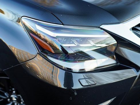 Used 2022 Lexus GX 460 Premium image 13