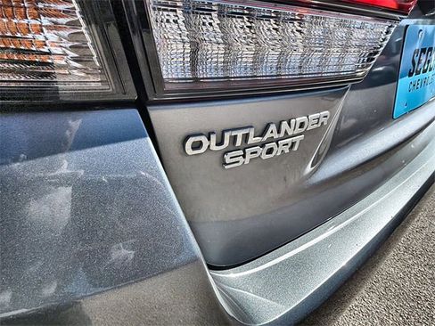 Used 2023 Mitsubishi Outlander Sport SE image 30