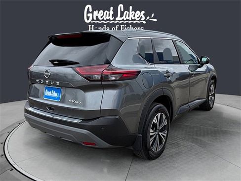 Used 2023 Nissan Rogue SV w/ SV Premium B Package image 5