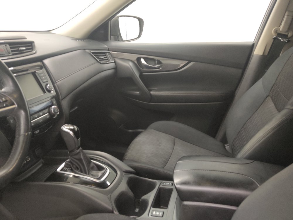 Used 2018 Nissan Rogue SV w/ Premium Package AWD/4WD image 26