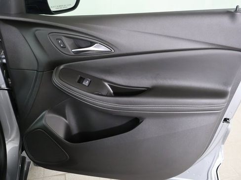 Used 2025 Buick Encore GX Avenir image 11