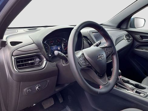 Used 2024 Chevrolet Equinox RS w/ LPO, Floor Liner Package image 9