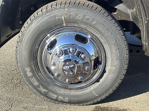 New 2026 RAM 3500 Tradesman image 17