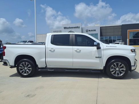 Used 2022 Chevrolet Silverado 1500 LT w/ LPO, Liner Protection Package RWD image 5
