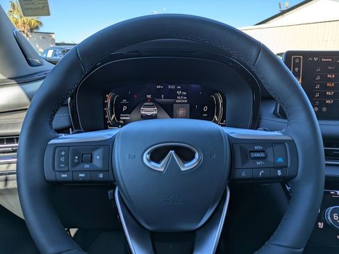 New 2026 INFINITI QX60 Luxe w/ Family Package image 29