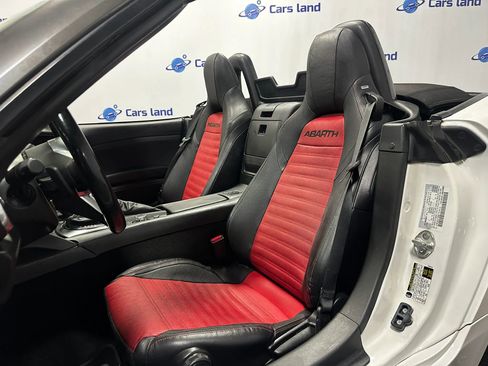 Used 2018 FIAT 124 Spider Abarth w/ Convenience Group image 13