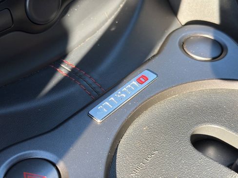 Used 2016 Nissan 370Z NISMO RWD image 39
