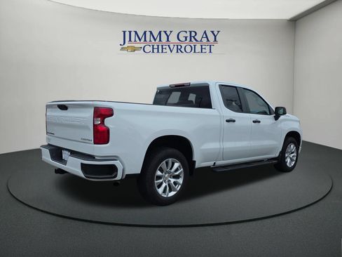 New 2026 Chevrolet Silverado 1500 Custom RWD image 5