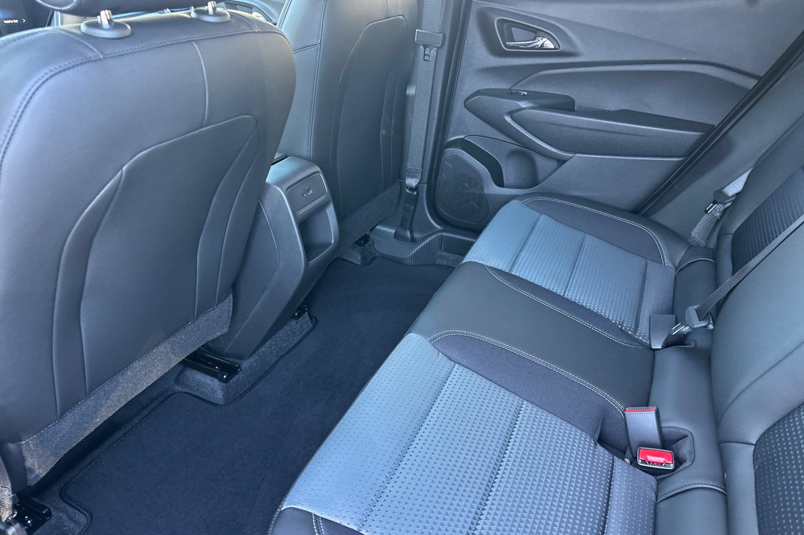 New 2026 Chevrolet Trax LT w/ Driver Confidence Package FWD image 13