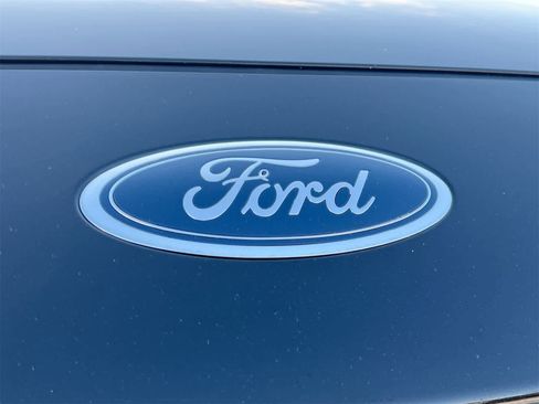 Used 2020 Ford Escape SEL image 13