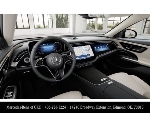 New 2026 Mercedes-Benz E 450 4MATIC Sedan image 3