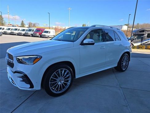 Used 2026 Mercedes-Benz GLE 450 4MATIC image 9