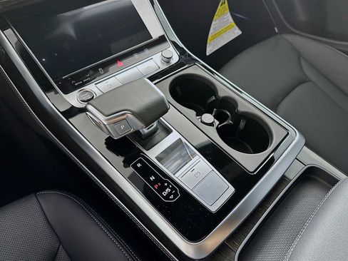 New 2026 Audi Q8 Premium Plus image 16