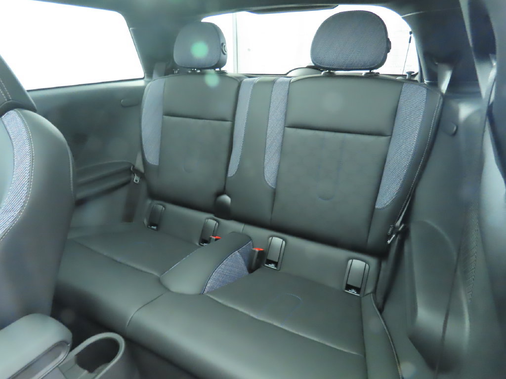 Used 2026 MINI Cooper 2-Door Hardtop FWD image 24