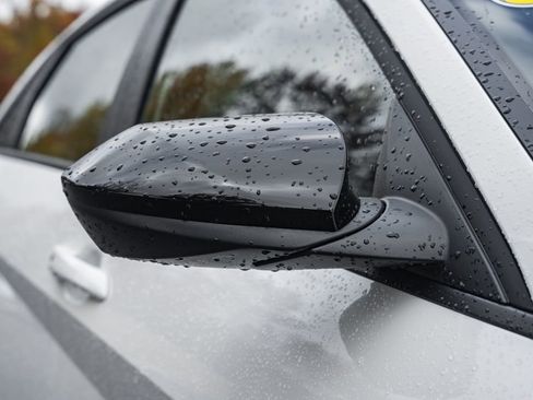 Certified 2025 Hyundai Elantra Sport image 11