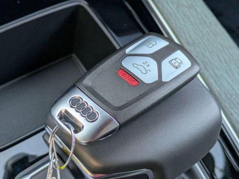 Used 2025 Audi A5 2.0T Premium Plus image 31