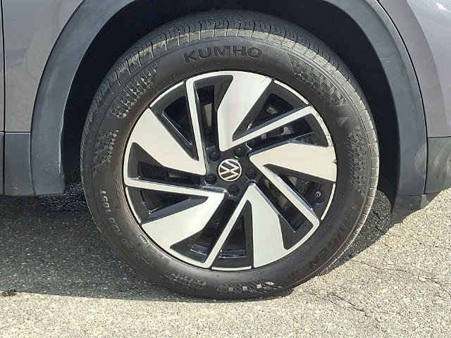 Used 2025 Volkswagen Atlas SE AWD/4WD image 26