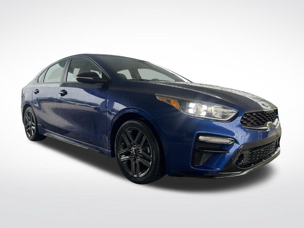 Used 2020 Kia Forte GT-Line w/ GT-Line Premium Package FWD image 3
