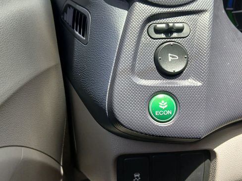 Used 2010 Honda Insight EX image 23