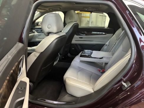 Used 2018 Cadillac CT6 Luxury image 26