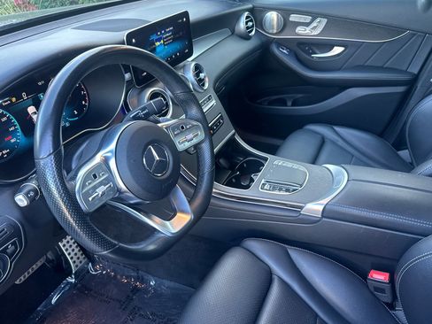 Used 2022 Mercedes-Benz GLC 300 4MATIC image 10