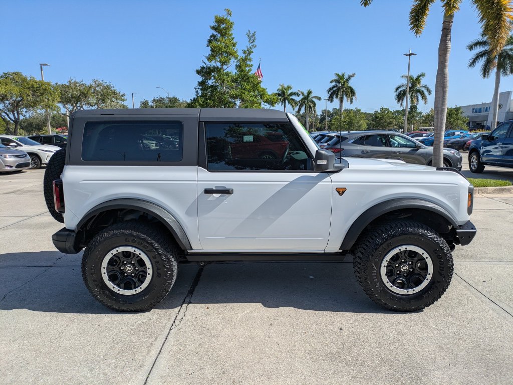 Certified 2023 Ford Bronco Badlands w/ Sasquatch Package AWD/4WD image 5