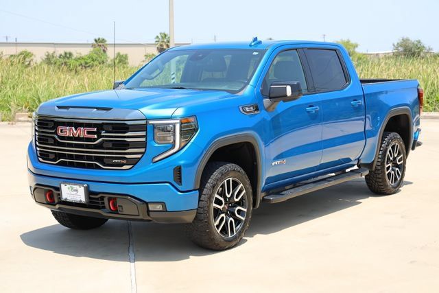 Used 2022 GMC Sierra 1500 AT4 AWD/4WD image 3