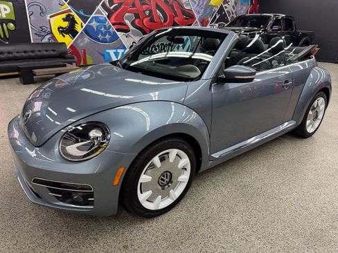 Used 2019 Volkswagen Beetle 2.0T Final Edition SEL image 9