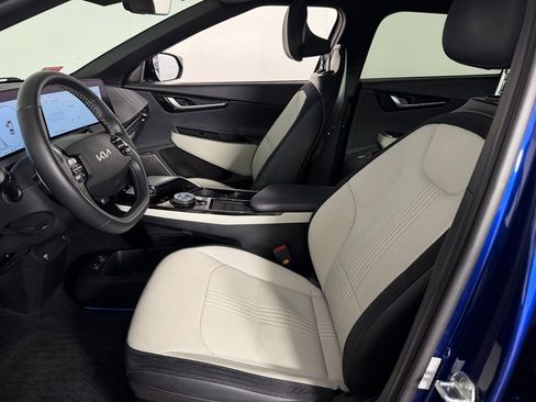 Used 2023 Kia EV6 GT-Line w/ GT-Line White Seat Package image 23