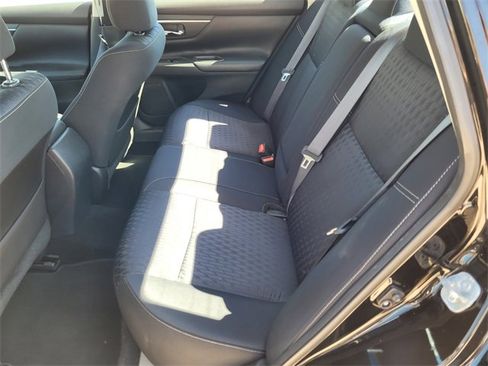 Used 2017 Nissan Altima 2.5 SV image 24