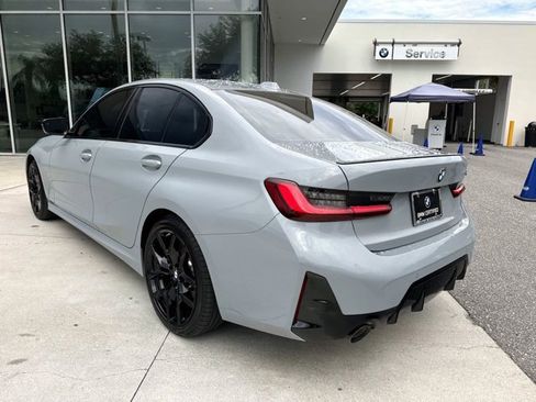 Used 2025 BMW 330i Sedan w/ M Sport Package RWD image 5