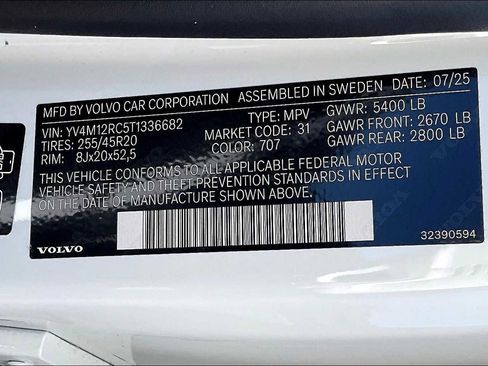 New 2026 Volvo XC60 B5 Plus w/ Protection Package Premier image 35