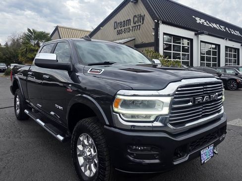 Used 2020 RAM 3500 Laramie AWD/4WD image 3