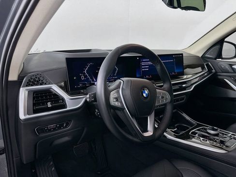 Certified 2023 BMW X7 xDrive40i w/ Executive Package image 9
